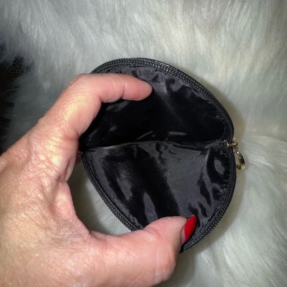 Victoria's Secret 🎁 Black and Silver Cosmetic Bag Heart Design - Picture 3 of 4